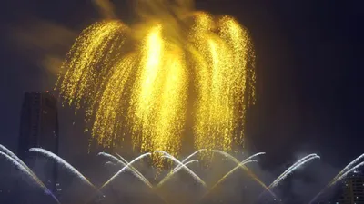 Nhiều cung bậc cảm xúc trong màn pháo hoa của đội Anh