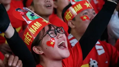 CĐV vui sướng tột cùng khi U-23 Việt Nam ghi bàn gỡ hòa