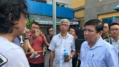 Chủ tịch UBND TP.HCM đến hiện trường vụ cháy chung cư