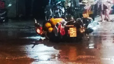 Va chạm giữa xe tải và xe máy khiến 1 người tử vong