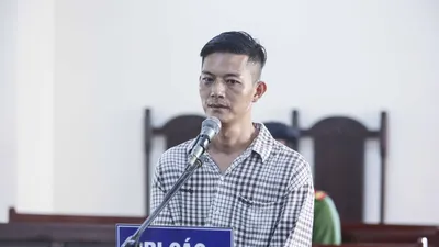 Bùi Hoàng Hiệp bị đưa ra Xét xử vụ đưa người vượt biên từ tin báo của Báo Pháp Luật TP.HCM