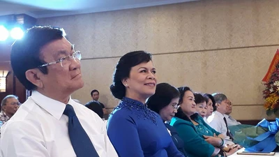 Ấn tượng lễ ra mắt sách ảnh ông Trương Tấn Sang công du