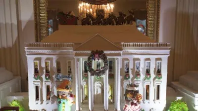 Nhà Obama chuẩn bị đón mùa Giáng sinh cuối ở Nhà Trắng