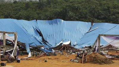 Sập nhà thờ, 160 người chết, thương vong tiếp tục tăng