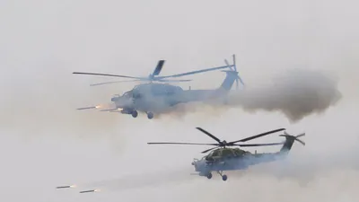 Trực thăng Nga tập trận, bắn nhầm nhà báo?