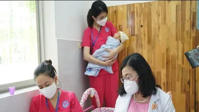TP.HCM khánh thành trung tâm H.O.P.E chăm sóc trẻ sơ sinh có mẹ nhiễm COVID-19