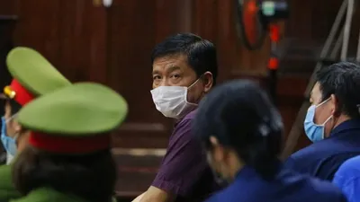 Bị cáo Đinh La Thăng: 'VKS gắp lửa ném vào người chúng tôi'