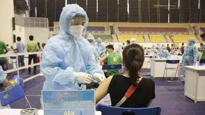 TP.HCM đã tiêm vaccine cho hơn 710.000 người, hoãn tiêm hơn 93.000 người