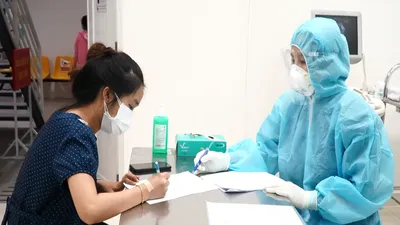 Phụ nữ có thai trên 13 tuần và cho con bú được tiêmvaccine COVID-19