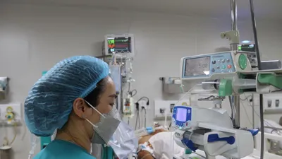 Bệnh viện ở TP.HCM căng mình điều trị bệnh nhân sốt xuất huyết nặng