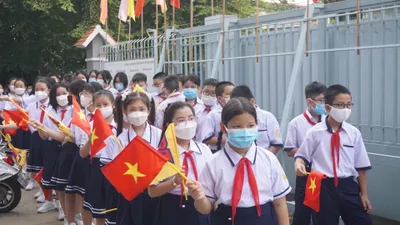 Học sinh lớp 1 tựu trường sớm 2 tuần trước ngày khai giảng