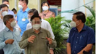 Thủ tướng kiểm tra phòng dịch ở vùng đỏ Bình Dương, Đồng Nai