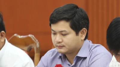 Tạm đình chỉ công tác ông Lê Phước Hoài Bảo 