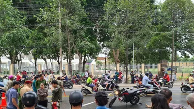  Va chạm xe chở rác hai mẹ con ở Bình Dương thương vong