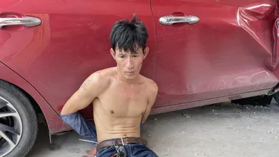 CSGT Bình Dương truy bắt kẻ trộm tẩu thoát bằng ô tô