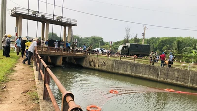 Bình Dương: Nam thanh niên nhảy cầu tự tử vì cãi nhau với bạn gái