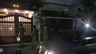 Khám xét nhà riêng cựu chánh văn phòng Thành ủy Đà Nẵng 