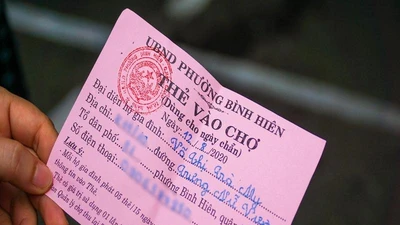 Từ hôm nay, người dân Đà Nẵng đi chợ bằng Thẻ