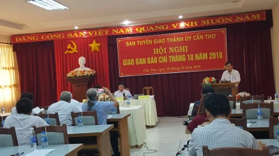 Sở TT&TT Cần Thơ đang thông tin về vụ đổi 100 USD bị phạt