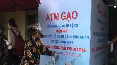  ATM gạo Cần Thơ: Ai có đến cho, ai khó đến lấy