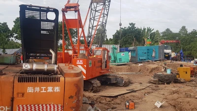 Đã làm sạch đất ở độ sâu 23/35 m xung quanh trụ bê tông để cứu bé trai