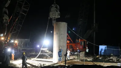 Vụ bé trai 10 tuổi rơi trụ bê tông: Công an không khởi tố vụ án 