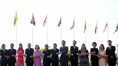 TP.HCM tổ chức Lễ thượng cờ ASEAN nhân 50 năm thành lập