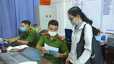 6 đối tượng được Công an TP.HCM cấp CCCD gắn chip từ ngày 4-10