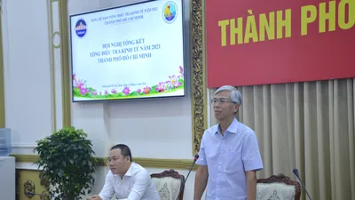 Phó Chủ tịch UBND TP.HCM Võ Văn Hoan phát biểu tại hội nghị. Ảnh: KHÁNH TRÀ