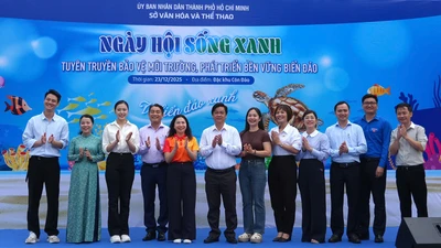 Hoa hậu Kiều Duy cùng hàng trăm người làm sạch biển Côn Đảo