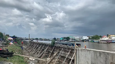 Dự án kè bờ sông Cần Thơ đội vốn hơn 280 tỉ