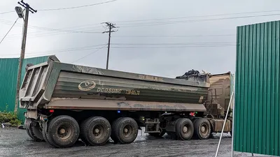 Bãi tập kết than gây ô nhiễm làm khổ dân