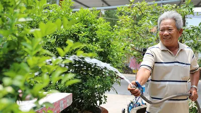 Người dân xã Lý Nhơn, huyện Cần Giờ vui mừng khi có nước sạch