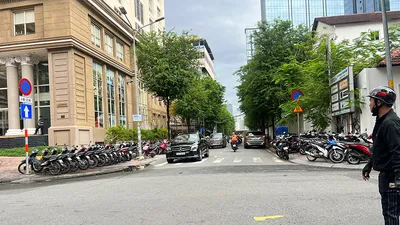 Thu phí vỉa hè thế nào cho hợp lý?