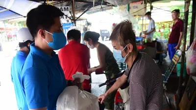 5.000 phần quà đến tay người khó khăn trong mùa dịch COVID-19