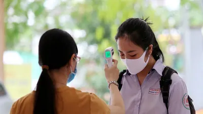 Quy trình kiểm tra y tế nghiêm ngặt trước giờ thi THPT 2020