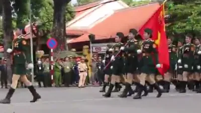 Nhìn lại giây phút diễu binh mừng Quốc khánh 2-9