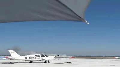 Phi công thiệt mạng khi bay trình diễn ở Trung Quốc