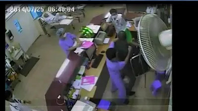 Bác sĩ bệnh viện Bạch Mai bị người nhà bệnh nhân hành hung