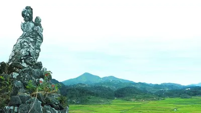 Hòn Vọng Phu ở đâu ?