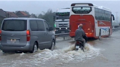 Huế: Mưa to, ngập úng có thể kéo dài đến hết năm