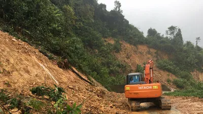 Đã liên lạc được với 1 nhóm người của thủy điện Rào Trăng 3