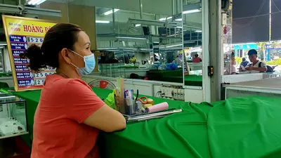 Chủ tiệm vàng ở Huế kể lại lúc bị cướp xông vào nổ súng