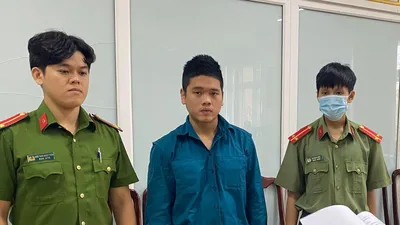 Lập facebook ảo lừa đảo hơn 1,3 tỉ đồng