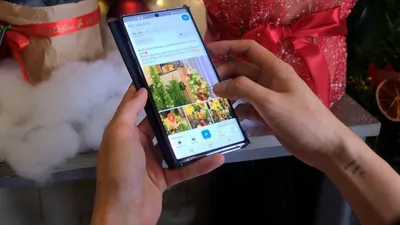 Sắp tới Giáng sinh, cây thông Noel mini đắt hàng trên chợ mạng