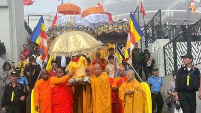 Sáng nay, xá lợi Đức Phật được cung rước rời núi Bà Đen