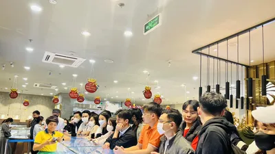 Vì sao sau đấu thầu, giá vàng SJC vẫn cao phi lý?