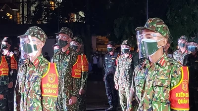 TP Thủ Đức tổ chức lễ ra quân thực hiện nhiệm vụ trước giờ siết giãn cách
