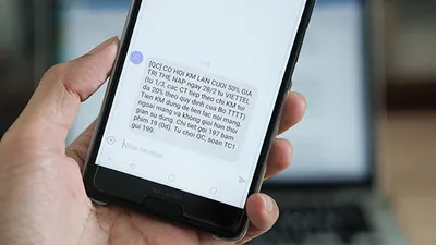 Đua nhau nạp khuyến mãi 50% cho thuê bao trả trước