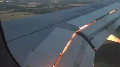 Chuyển động World Cup: HLV Bỉ tố Panama, vé giả thời đại 4.0